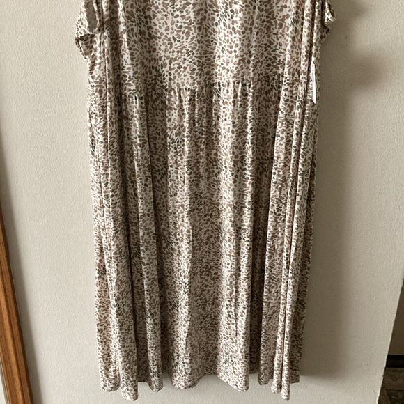Old Navy Women’s Summer Dress Size 4X NWT #1456 - Picture 5 of 6
